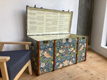 KEITH XXL | Strawberry Thief Coffee Table Morris Wallpaper Steamer Trunk