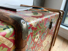 KEITH XXL | Strawberry Thief Coffee Table Morris Wallpaper Steamer Trunk