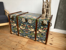 KEITH 905050 | Strawberry Thief Coffee Table Morris Wallpaper Steamer Trunk