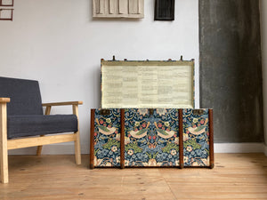KEITH 905050 | Strawberry Thief Coffee Table Morris Wallpaper Steamer Trunk
