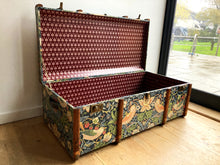 KEITH Classic small | Strawberry Thief Coffee Table Morris Wallpaper Steamer Trunk