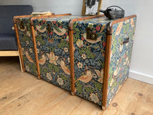 KEITH XL | Strawberry Thief Coffee Table Morris Wallpaper Steamer Trunk