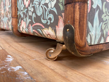 KEITH Classic small | Strawberry Thief Coffee Table Morris Wallpaper Steamer Trunk STCH