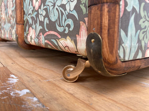 KEITH Classic small | Strawberry Thief Coffee Table Morris Wallpaper Steamer Trunk STCH