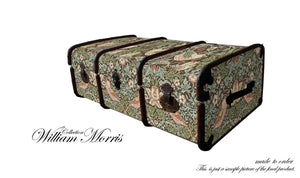 MORRIS Strawberry Thief Wallpaper Upcycled Vintage Steamer Trunk Coffee table, steamer trunk vintage, AM Florence, AMFlorence